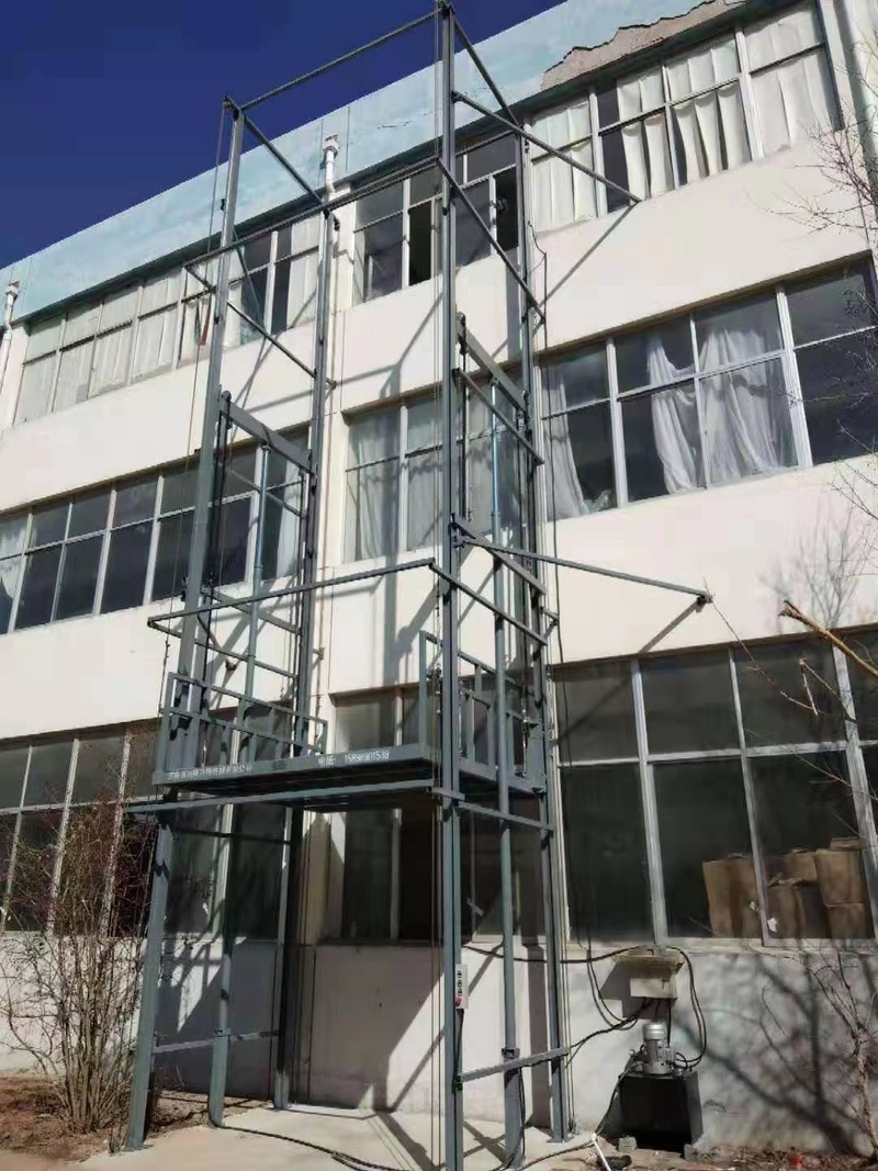 湘潭室外贴墙货梯